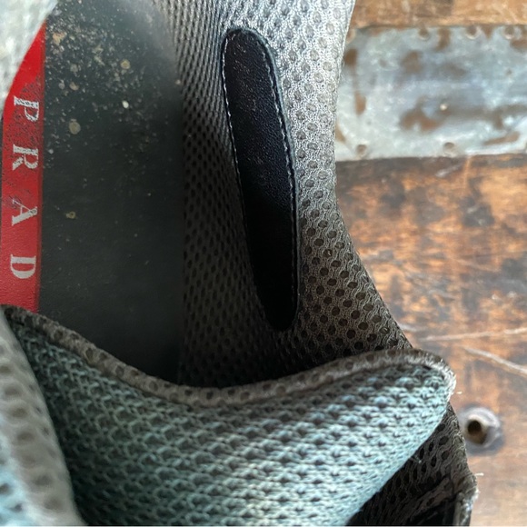 Authentic vintage PRADA chunky Velcro leather shoes. Size IT 39.5 (10). - Picture 7 of 12